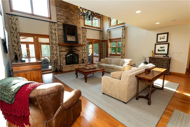 $1,495,000 | 470 Pheasant Run Lane, Champion, PA 15622