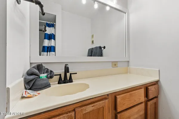 $2,295 | 1260 Ski View Drive, Unit 3208, Gatlinburg, TN 37738