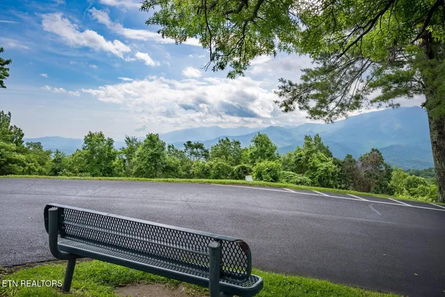 $2,295 | 1260 Ski View Drive, Unit 3208, Gatlinburg, TN 37738