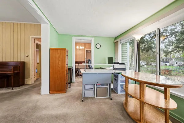 $260,000 | 527 North Monroe Street, Lowell, MI 49331