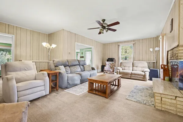 $260,000 | 527 North Monroe Street, Lowell, MI 49331