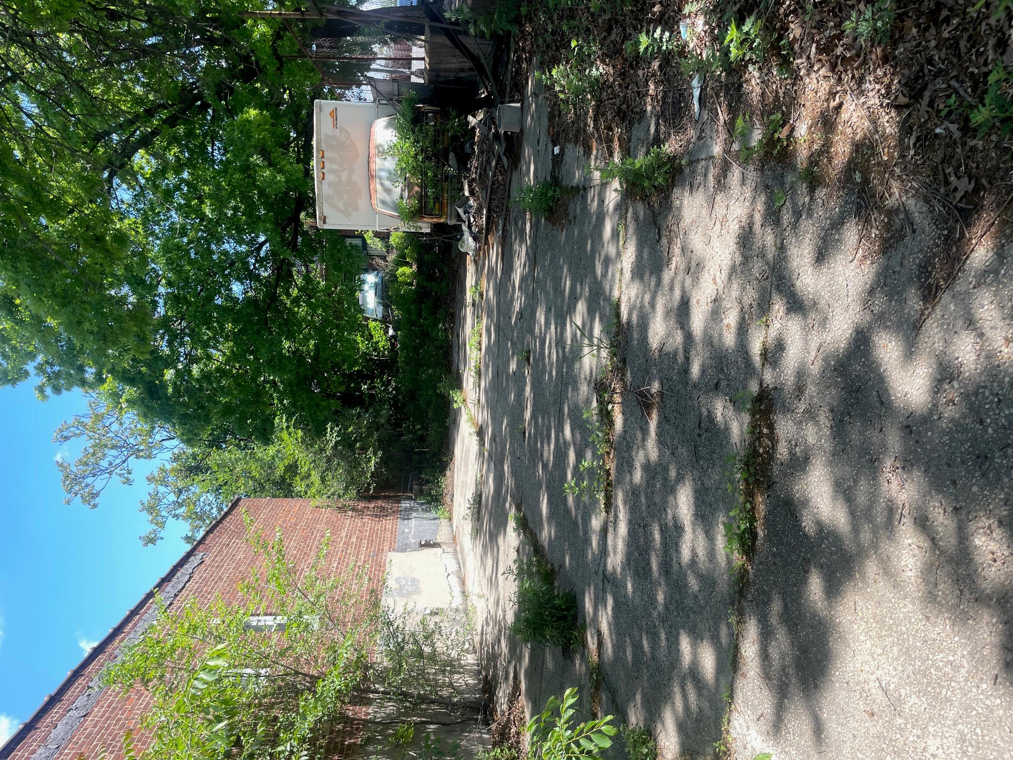 39th Street Queens, NY 11104 - Photo 3 of 5