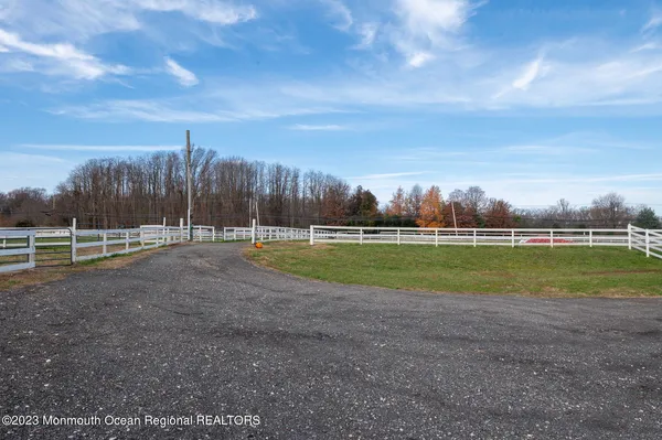 a view of a hallway with closet