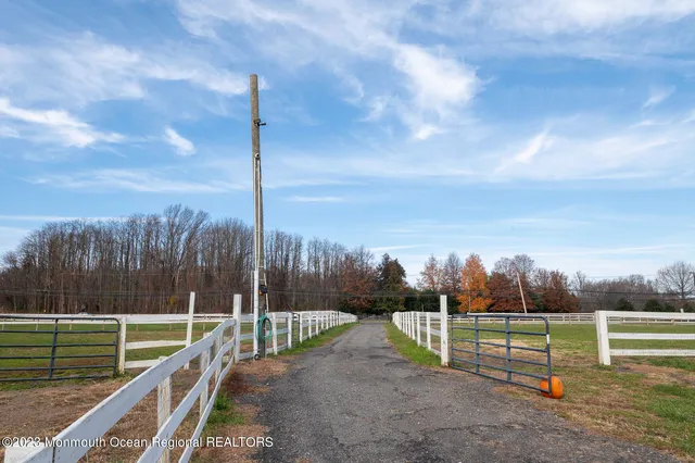 $2,900 | Newman Springs Road, Marlboro, NJ 07746