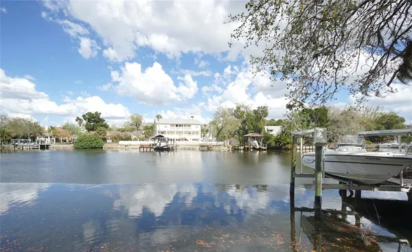 $2,250 | 5611 North McKay Avenue, Tampa, FL 33603