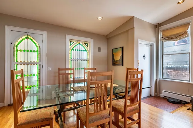 a view of a livingroom with furniture window and outside view