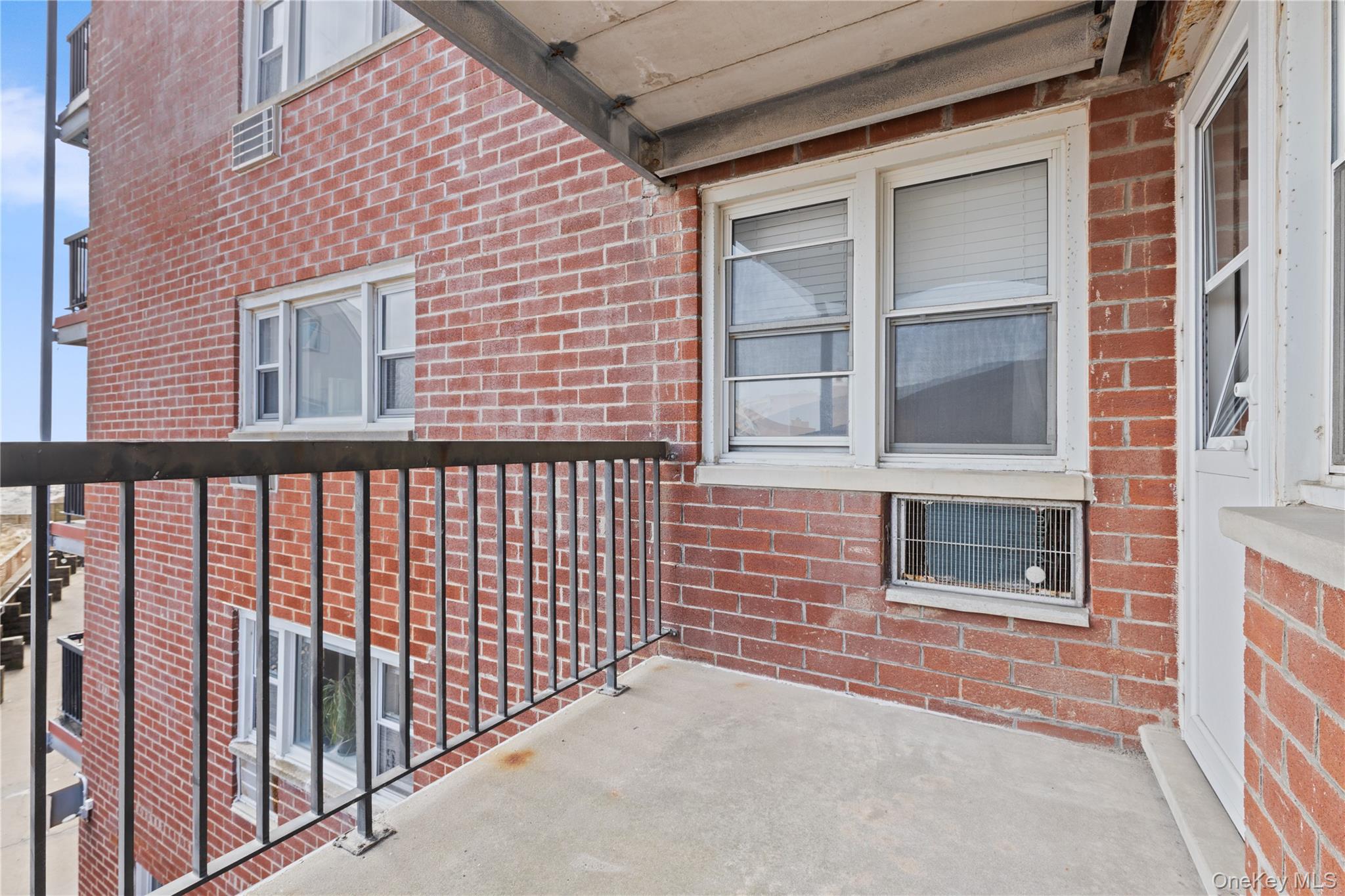 750 Shore Road, Unit 2G Long Beach, NY 11561 - Photo 26 of 46