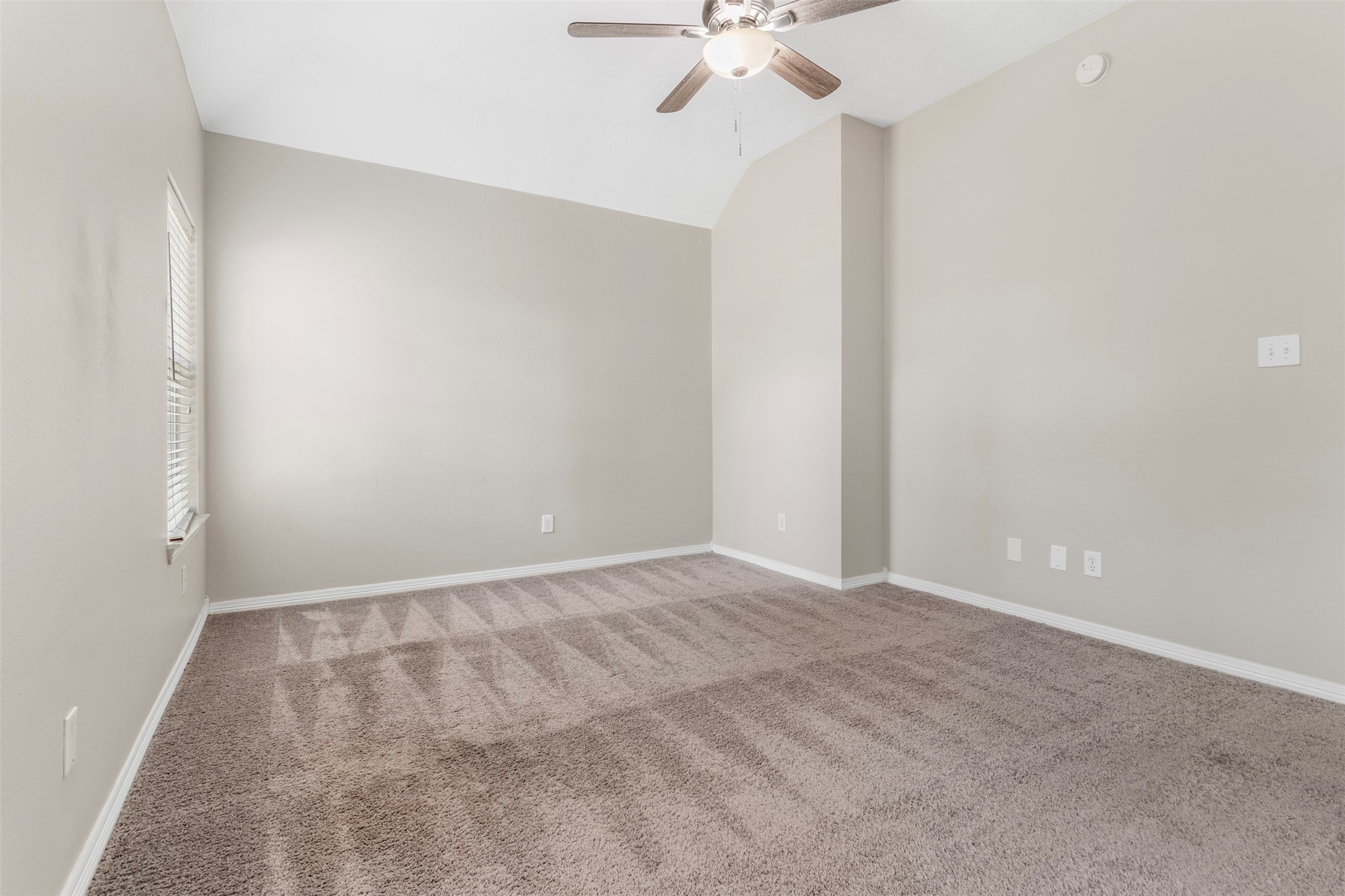 2222 Valley View Crossing Conroe, TX 77304 - Photo 14 of 23