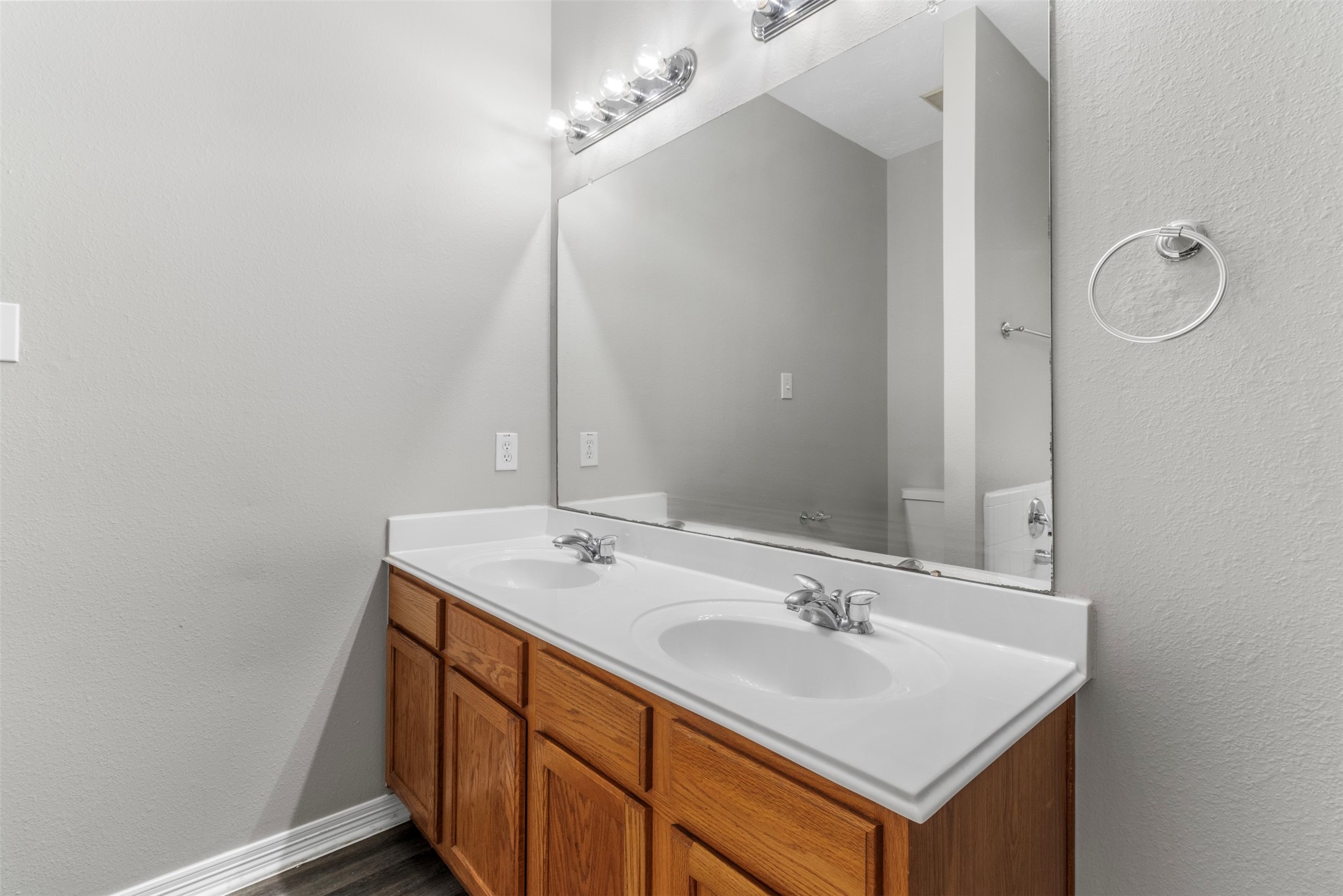 2222 Valley View Crossing Conroe, TX 77304 - Photo 16 of 23