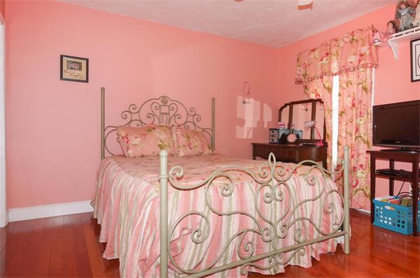 90 Thoreau Road Canton, MA 02021 - Photo 19 of 27 Gallery Image 19