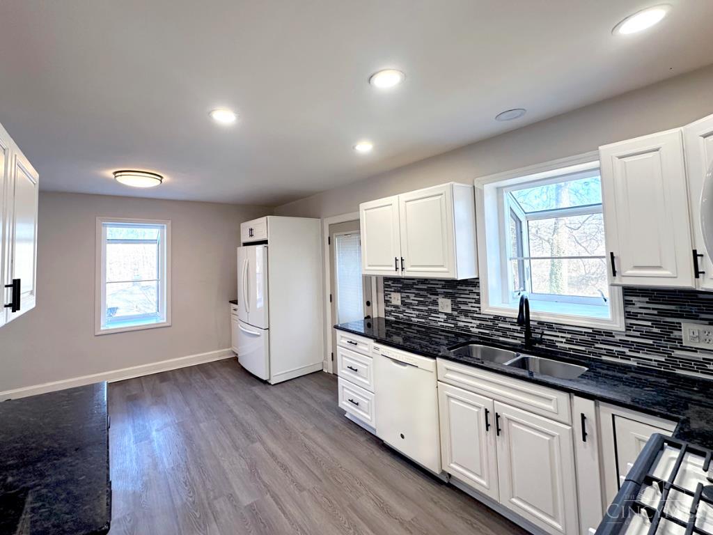 1722 Wolfangel Road Cincinnati, OH 45255 - Photo 8 of 14 Gallery Image 8