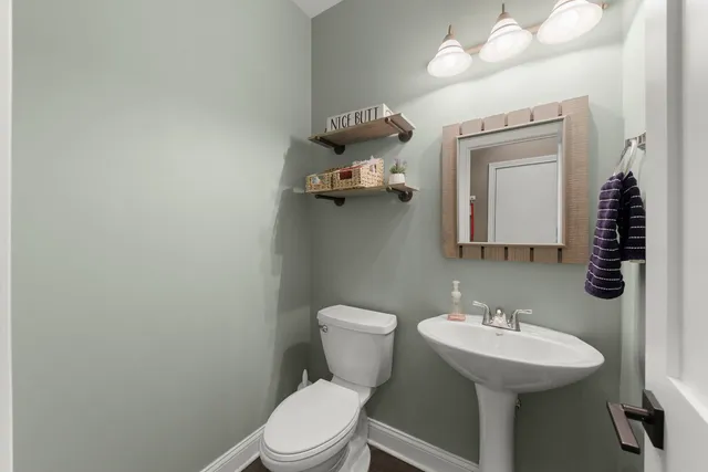 $319,000 | 907 Bluebell Circle, Joliet, IL 60431