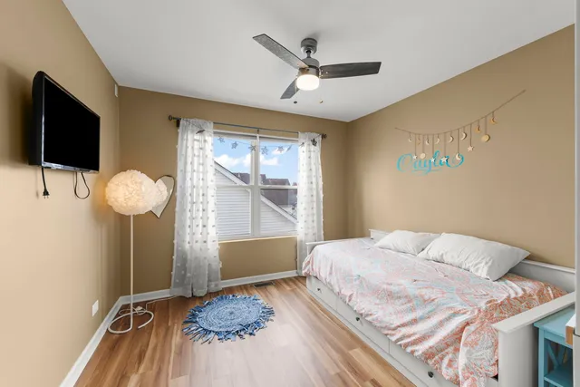 $319,000 | 907 Bluebell Circle, Joliet, IL 60431