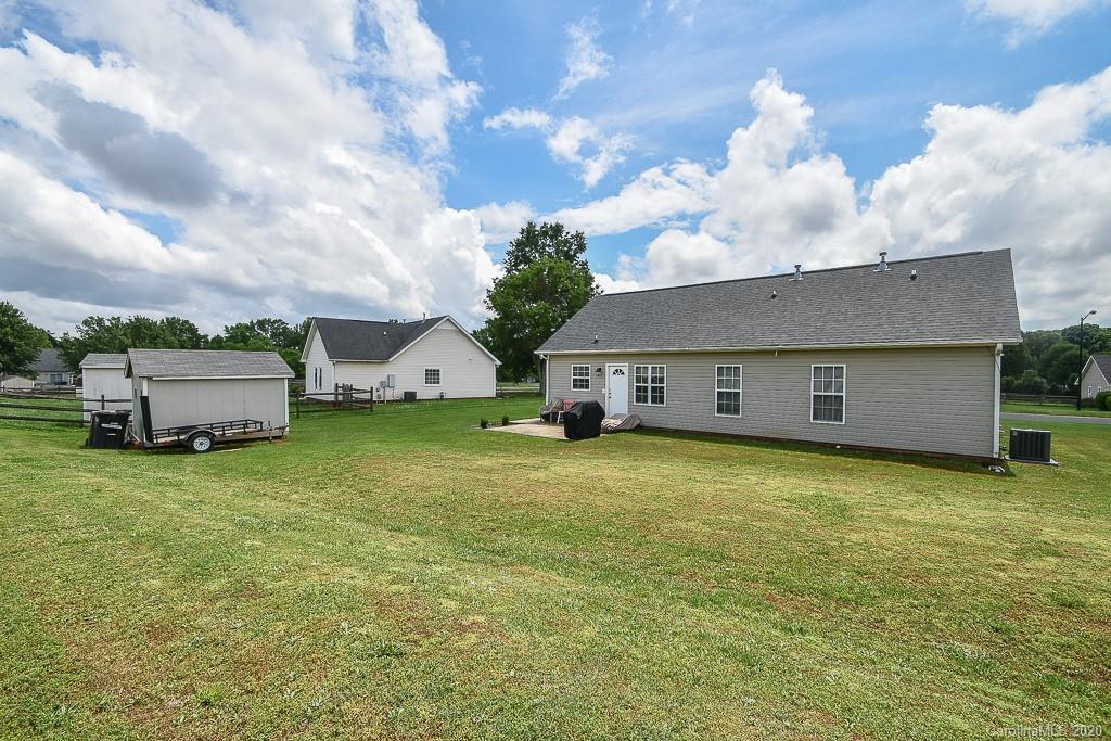 2116 Dawn Ridge Monroe, NC 28110 - Photo 4 of 20