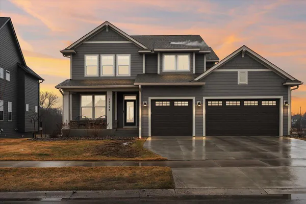 $879,900 | 10125 Shadyview Lane North, Maple Grove, MN 55311