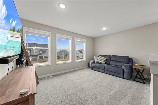 $879,900 | 10125 Shadyview Lane North, Maple Grove, MN 55311