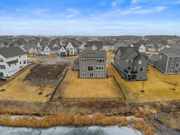 $879,900 | 10125 Shadyview Lane North, Maple Grove, MN 55311
