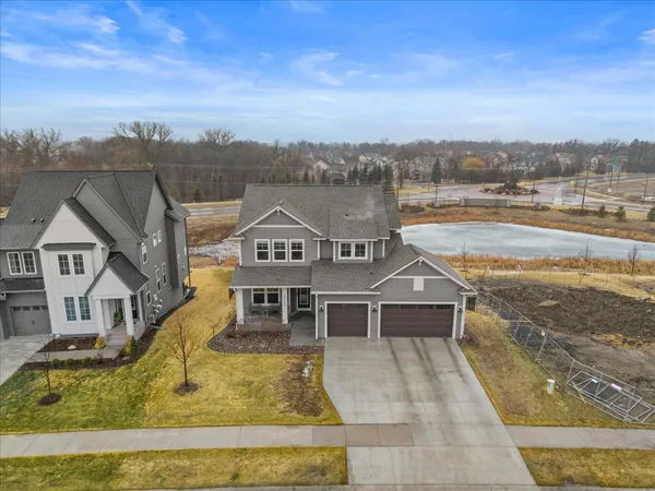 $879,900 | 10125 Shadyview Lane North, Maple Grove, MN 55311
