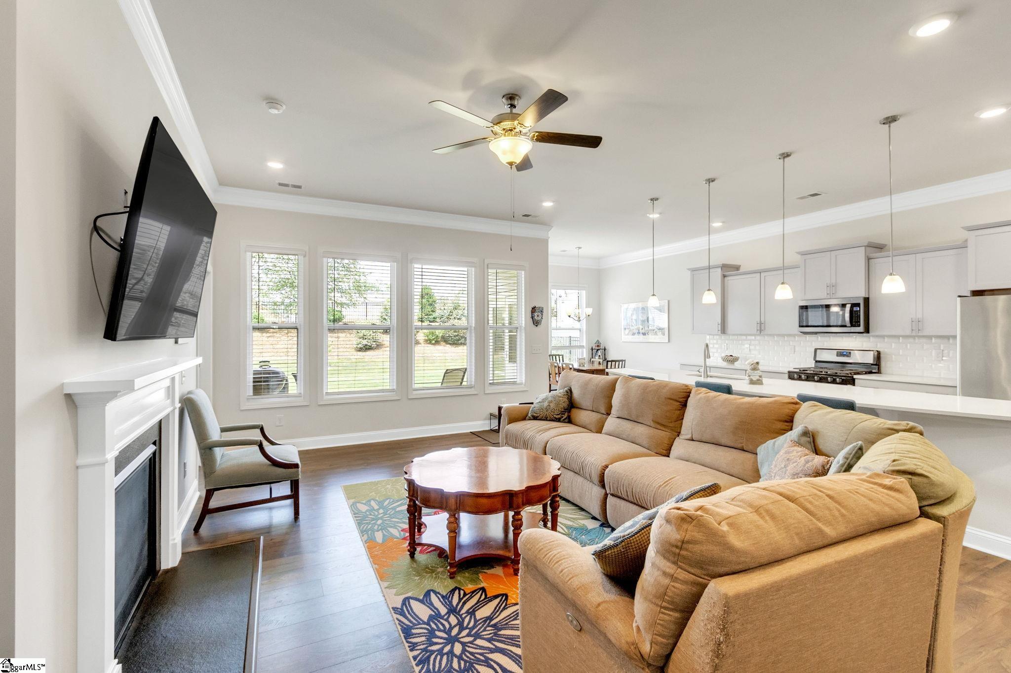 201 Yellow Fox Road Greer, SC 29650 - Photo 3 of 27 Gallery Image 3