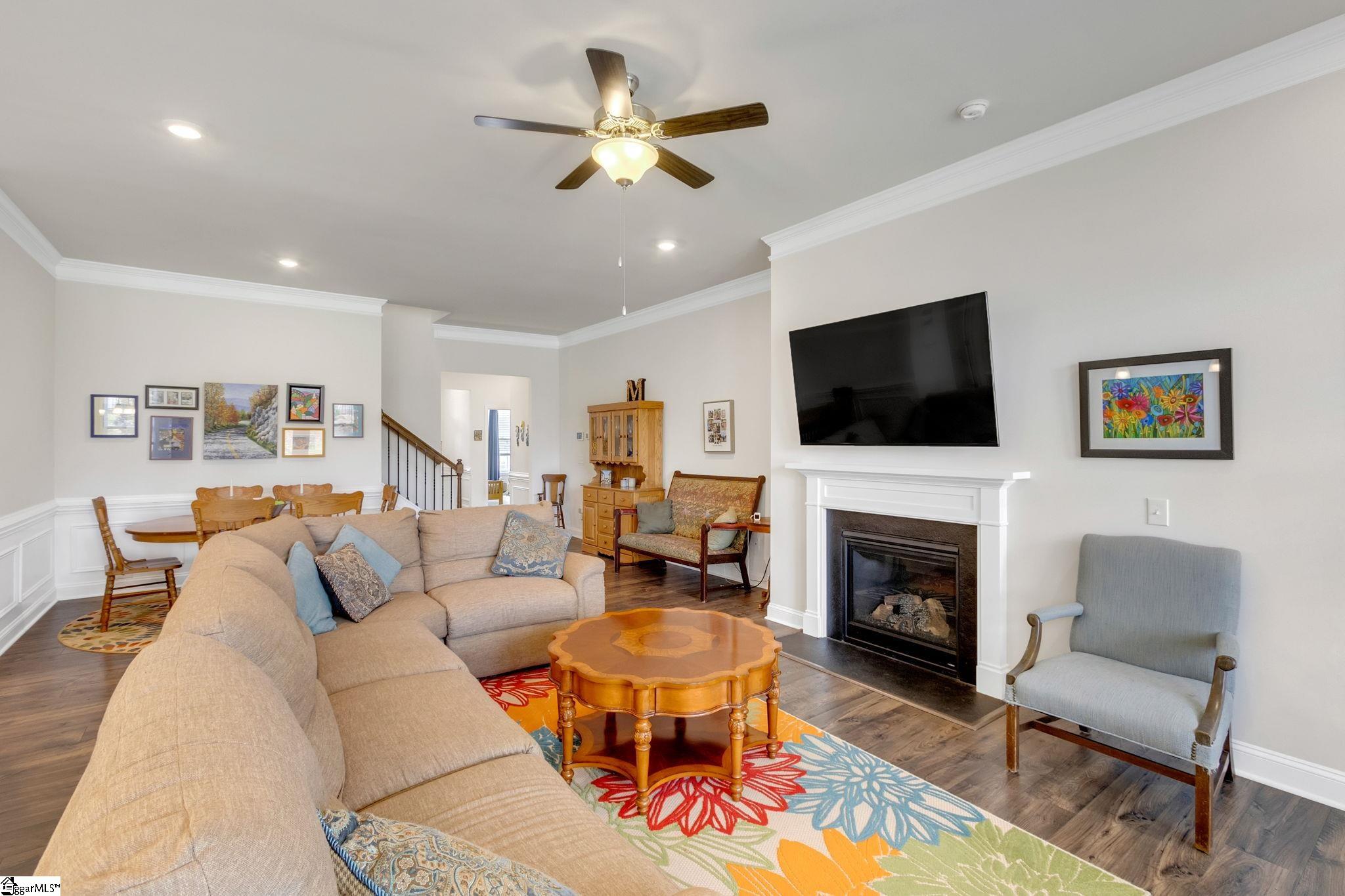201 Yellow Fox Road Greer, SC 29650 - Photo 6 of 27 Gallery Image 6