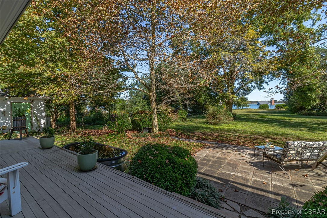 328 Point Pleasant Road Kilmarnock, VA 22482 - Photo 11 of 50 Gallery Image 11
