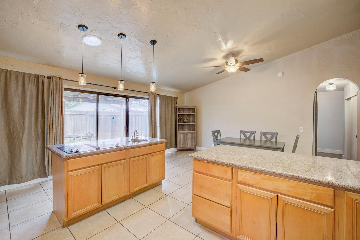 6648 Branchwater Way Citrus Heights, CA 95621 - Photo 12 of 28