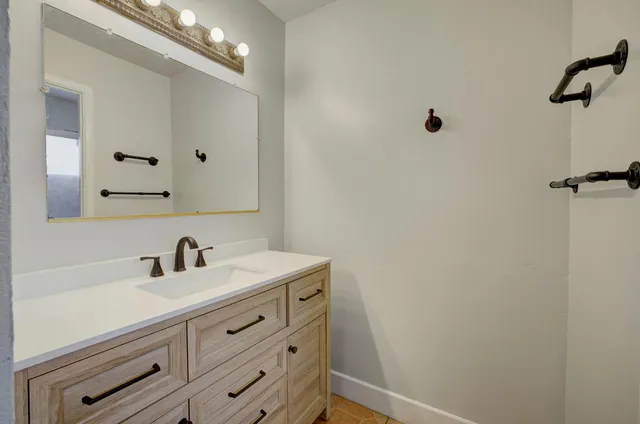 $425,000 | 6648 Branchwater Way, Citrus Heights, CA 95621