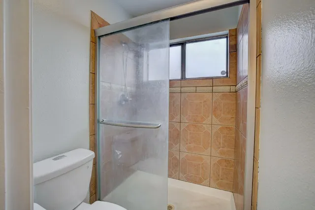 $425,000 | 6648 Branchwater Way, Citrus Heights, CA 95621