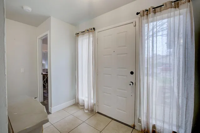 $425,000 | 6648 Branchwater Way, Citrus Heights, CA 95621