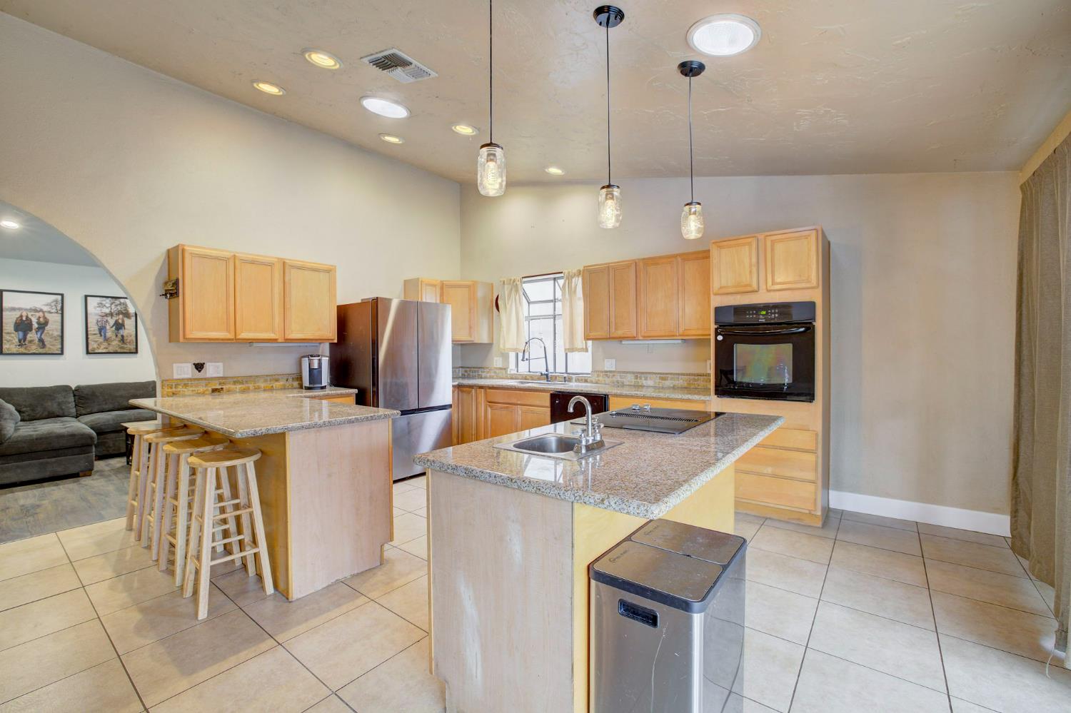 6648 Branchwater Way Citrus Heights, CA 95621 - Photo 9 of 28