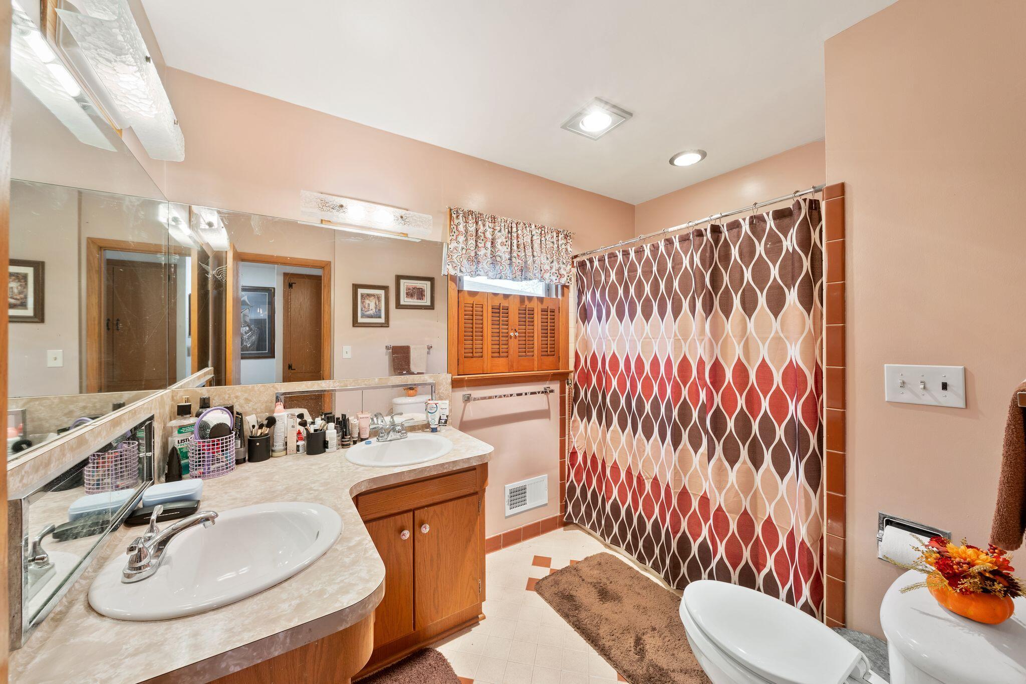 3722 St Clair Street Racine, WI 53402 - Photo 14 of 23 3722 St Clair (14)