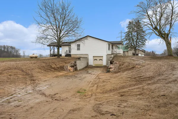 $320,000 | 53283 Hemlock Lake Road, Marcellus, MI 49067