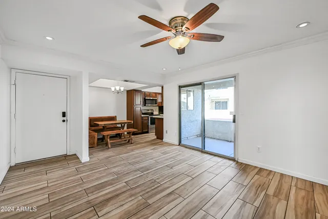 $1,449 | 10610 South 48th Street, Unit 1081, Phoenix, AZ 85044