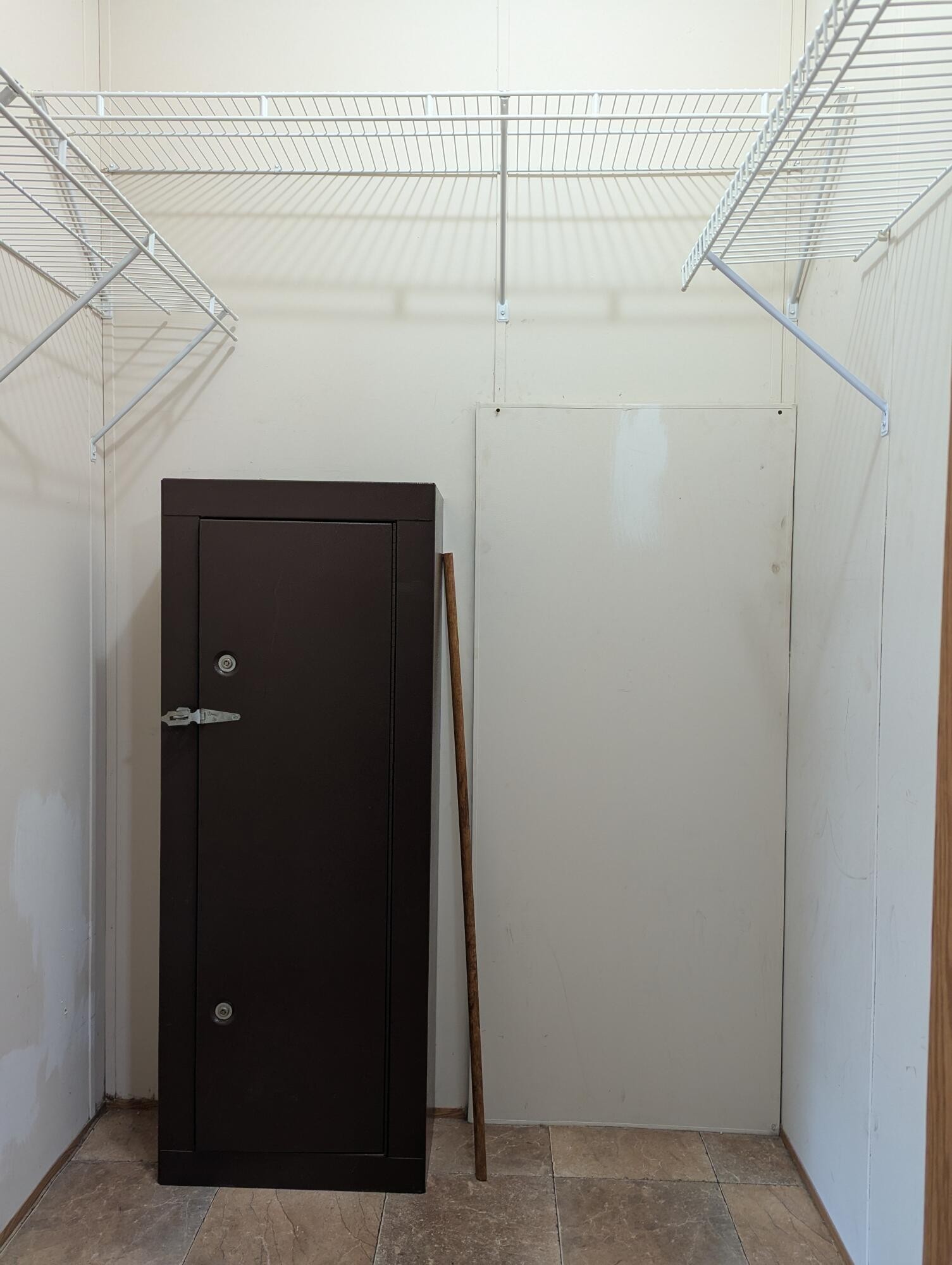 313 Burton Road Sweetwater, TN 37874 - Photo 15 of 38 a bathroom with a shower
