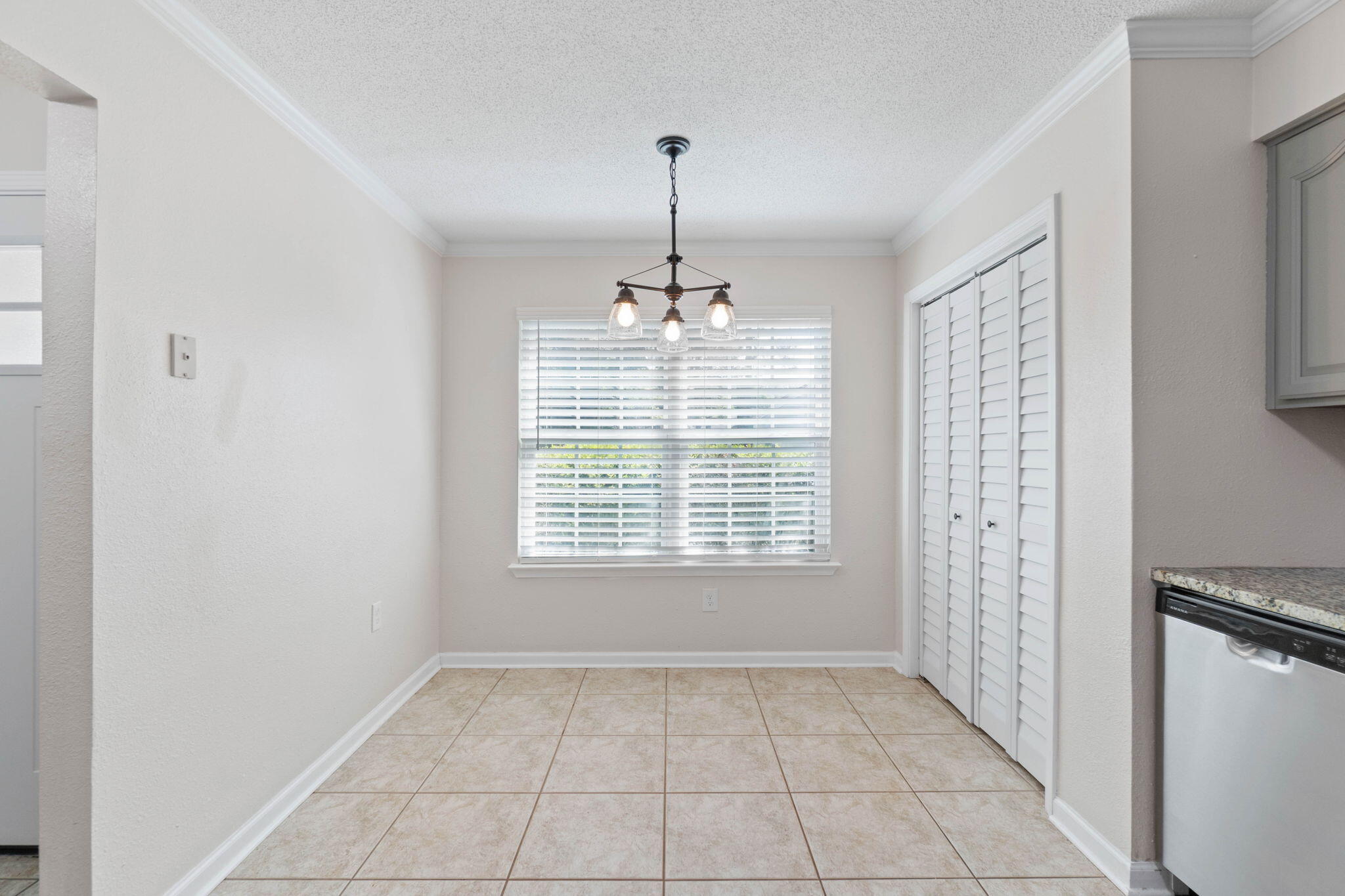 634 Lloyd Street Fort Walton Beach, FL 32547 - Photo 13 of 27 a view of an empty room with a window