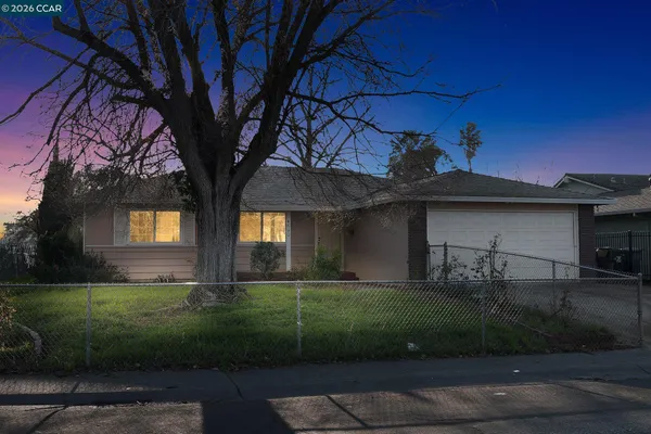 $448,000 | 4690 Brookfield Drive, Sacramento, CA 95823