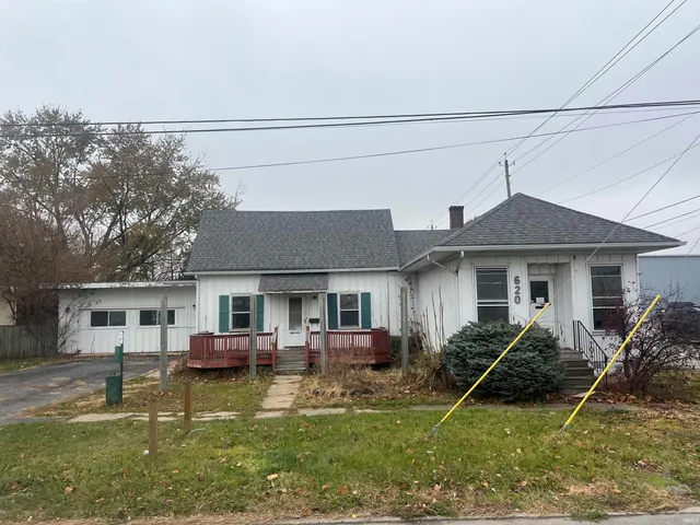 $150,000 | 620 North Cullen Street, Rensselaer, IN 47978