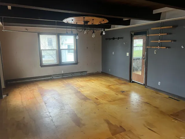 $150,000 | 620 North Cullen Street, Rensselaer, IN 47978