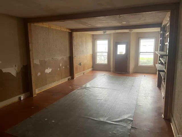 $150,000 | 620 North Cullen Street, Rensselaer, IN 47978
