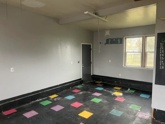 $150,000 | 620 North Cullen Street, Rensselaer, IN 47978