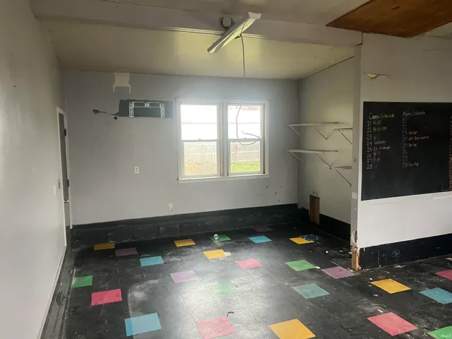 $150,000 | 620 North Cullen Street, Rensselaer, IN 47978