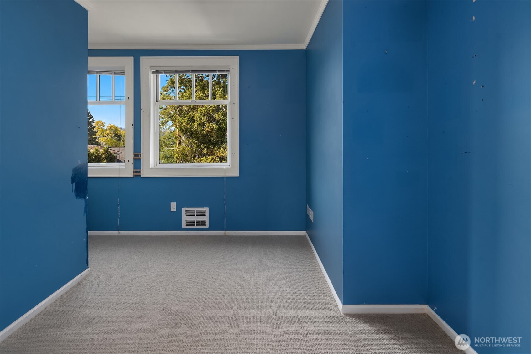 2616 Franklin Avenue East Seattle, WA 98102 - Photo 12 of 35