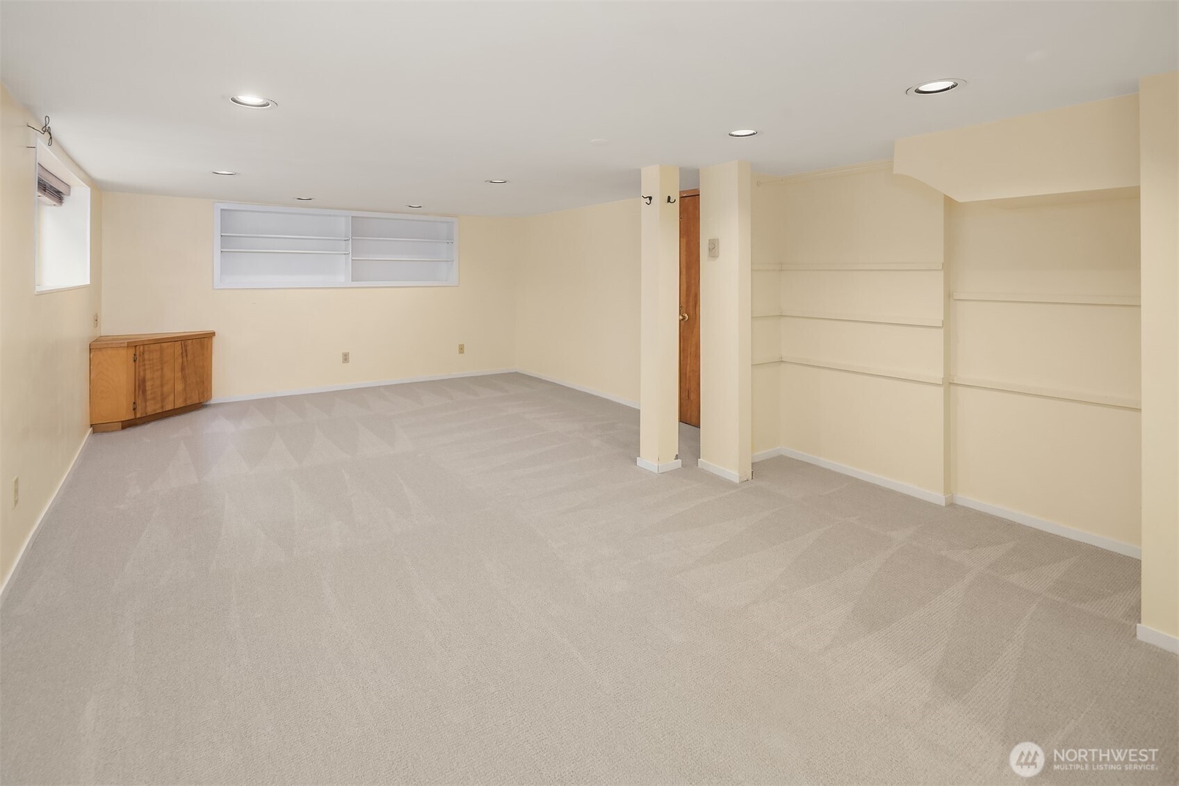 2616 Franklin Avenue East Seattle, WA 98102 - Photo 22 of 35