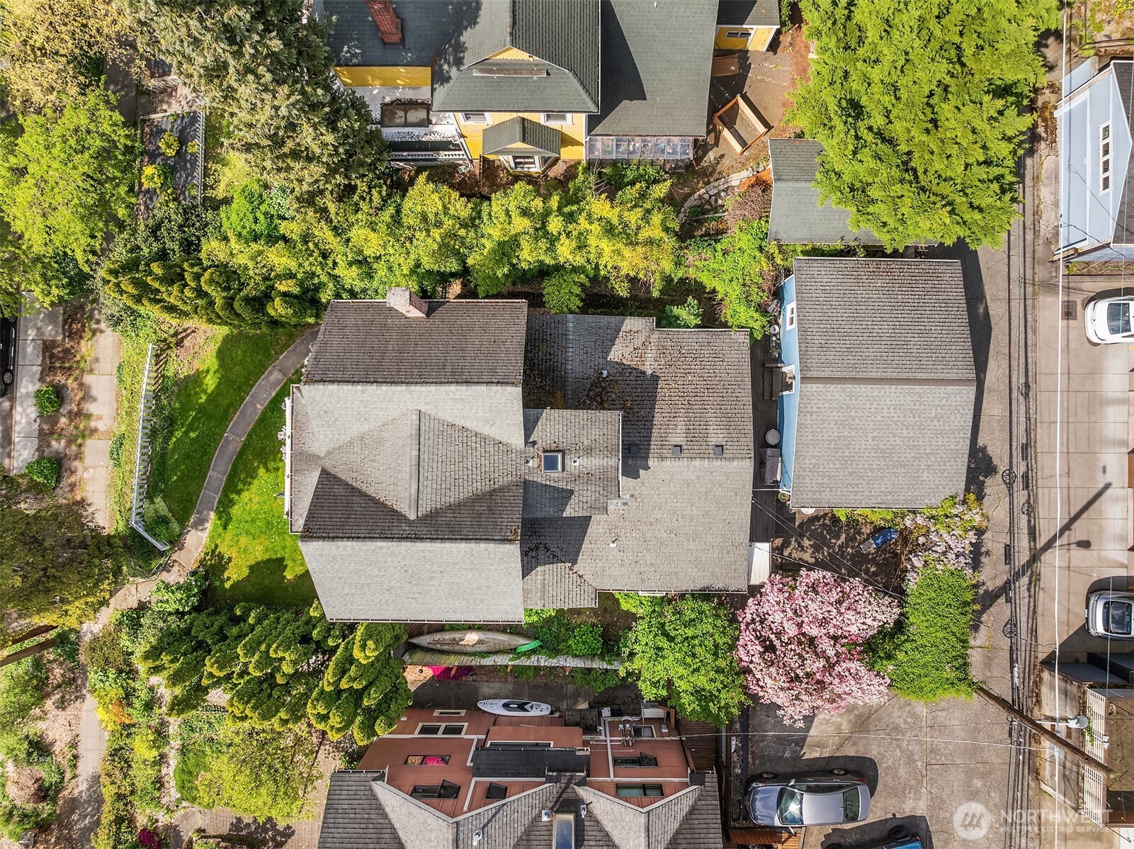 2616 Franklin Avenue East Seattle, WA 98102 - Photo 35 of 35