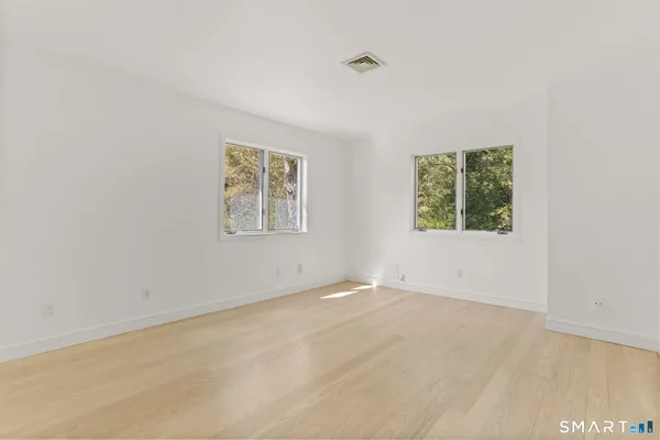 $13,900 | 32 Buttonball Lane, Weston, CT 06883