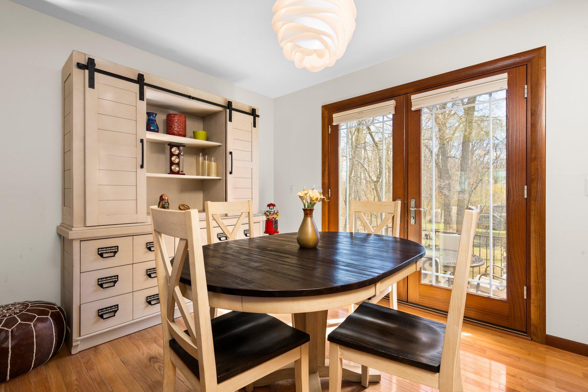 1710 Newport Road Ann Arbor, MI 48103 - Photo 12 of 50 Dining room