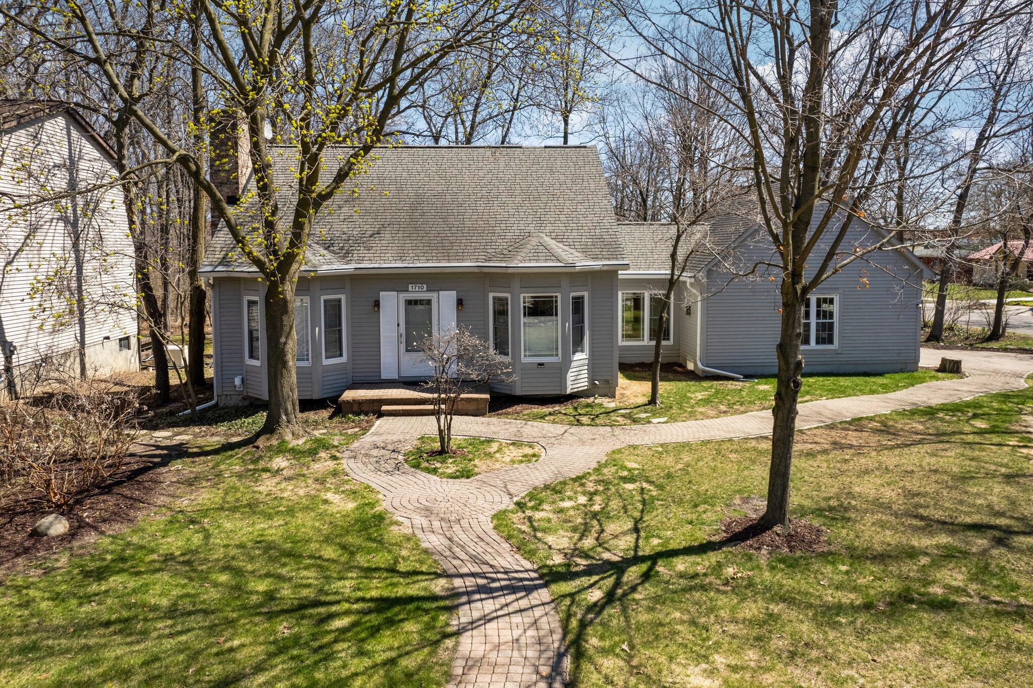 1710 Newport Road Ann Arbor, MI 48103 - Photo 2 of 50 Exterior