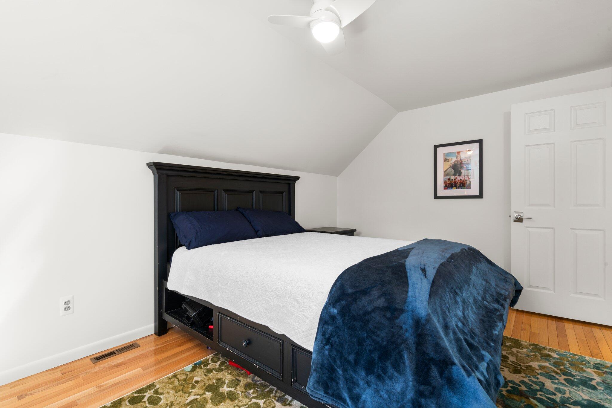 1710 Newport Road Ann Arbor, MI 48103 - Photo 28 of 50 BedroThird bedroomom 3