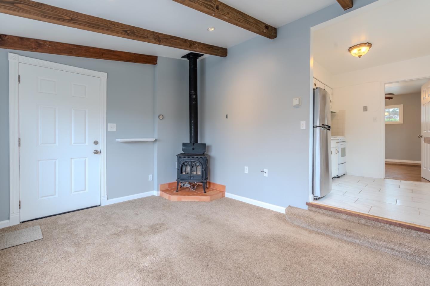 102 Brighton Road, Unit 3 Pacifica, CA 94044 - Photo 3 of 10