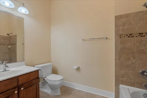 $449,000 | 3 Greenwich Drive, Unit 85, Jersey City, NJ 07305